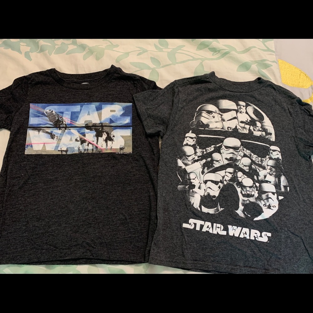 ⭐️3/$30⭐️ Boys Star Wars tee shirt bundle size XS